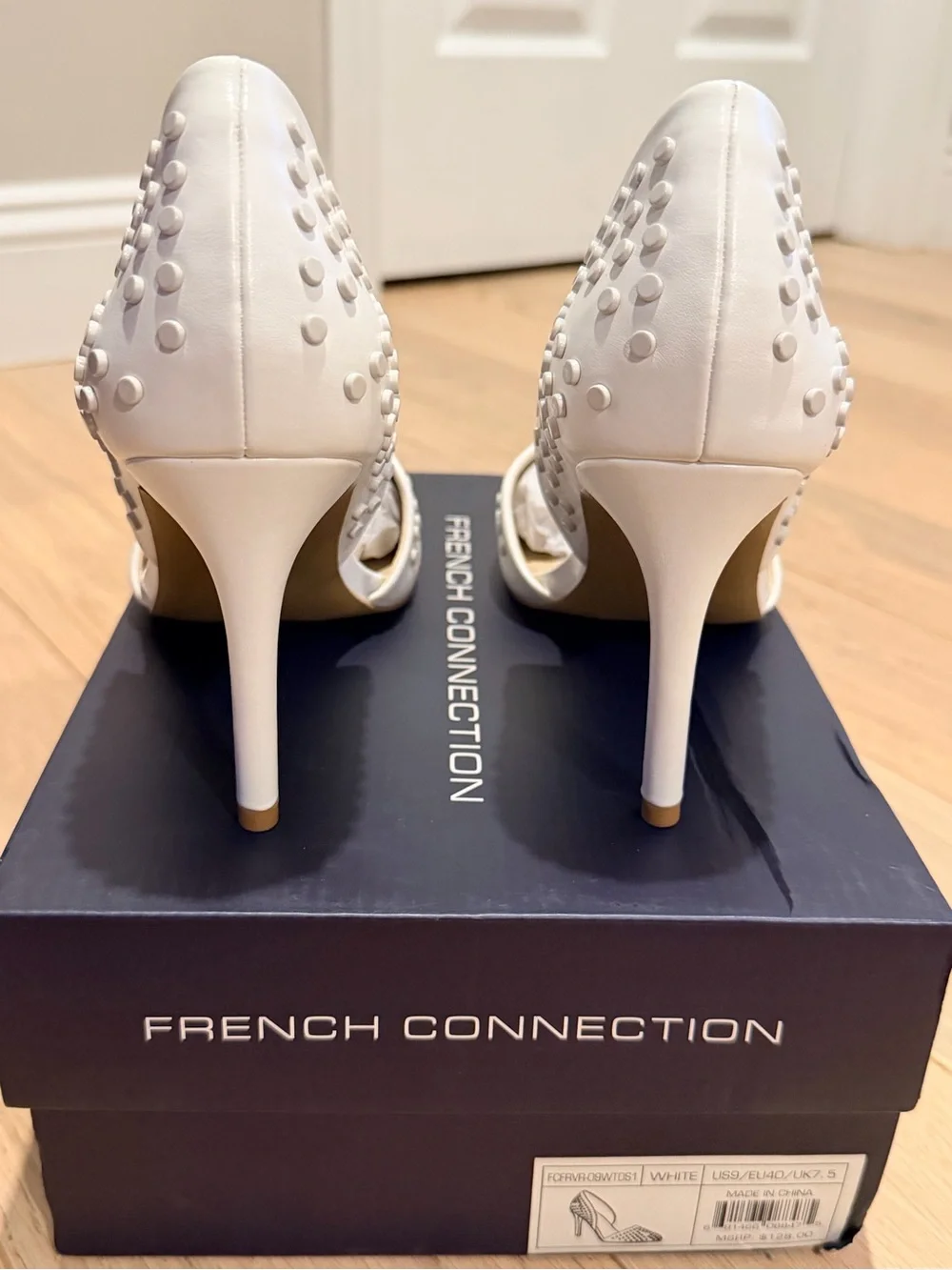 ❤️❤️ French Connection White D'Orsay Pointed- Toe Studded Heels size 9